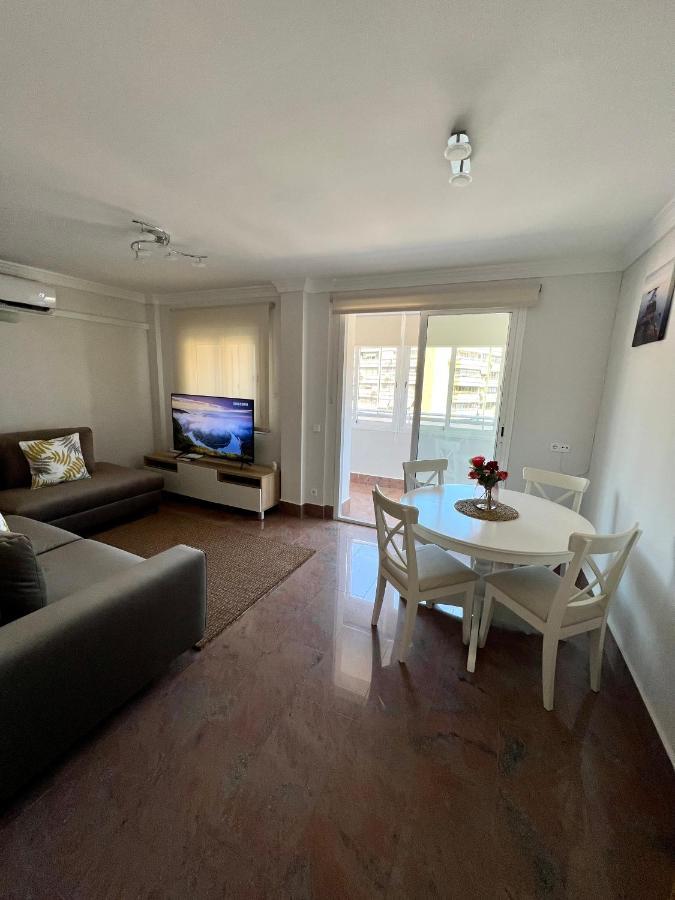Apartamentos Prestige Suites Malaga II ภายนอก รูปภาพ